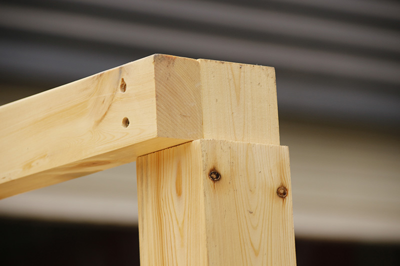 Дървен двускатен покрив Дървена детска къщичка за игра с прозорци Тип дърво, обработено под натиск (3)